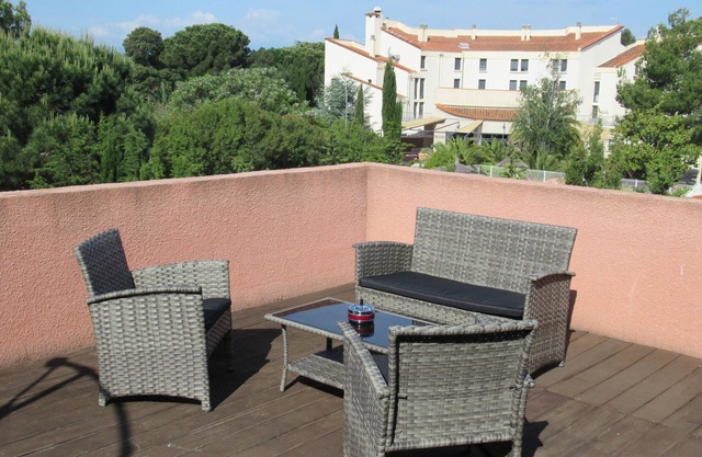 Apartment with view on pine forest and calm
