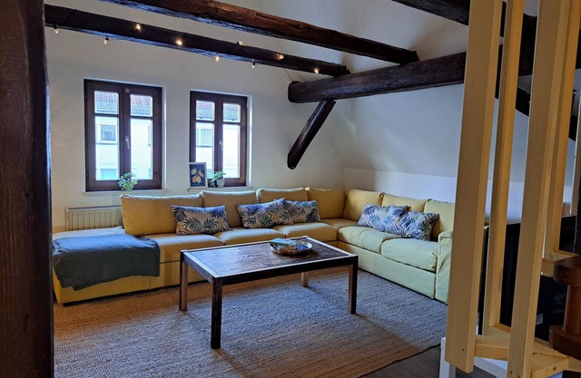 Apartment 'Zentrale Altbau Fewo Marktplatz' with Wifi