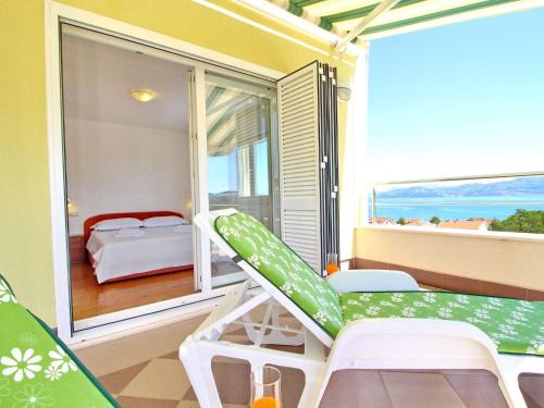 Apartments Gusti - Two-Bedroom Apartment with Balcony and Sea View