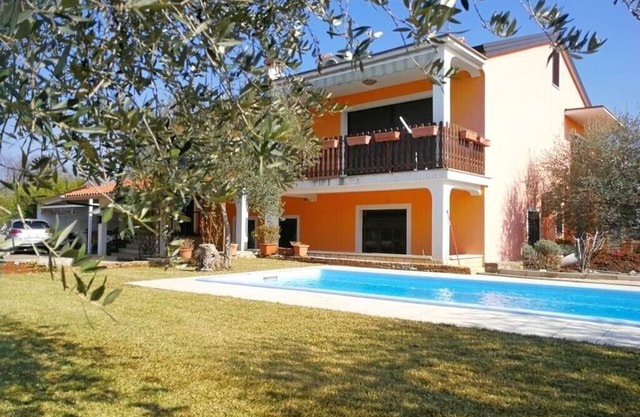 Apartments Majda, (15047), Umag, Croatia