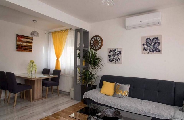 Apartments Oaza- One Bedroom Apartment