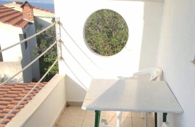 Apartments Vlado (11168-A2) - Rogac - island Solta