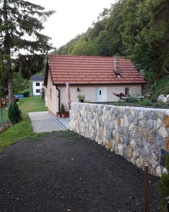 Apartments with parking spaces Kalnik, Podravina - 22913