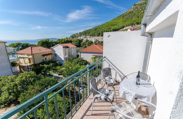 Apartments Zoran (82901-A2) - Drvenik