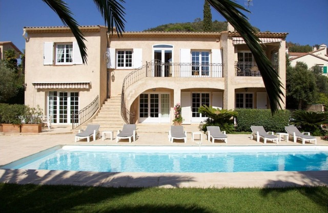 Appartement Azur Swimming pool, sandy beach/village 400 m, air conditioning, private parking,