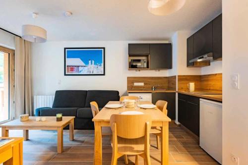 Appartement 2 Pièces 6 Personnes MAE-3933