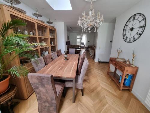 Appartement 3 chambres Centre Vilvoorde Bruxelles BrusselsAirport Expo NATO Anvers Wifi Free Parking
