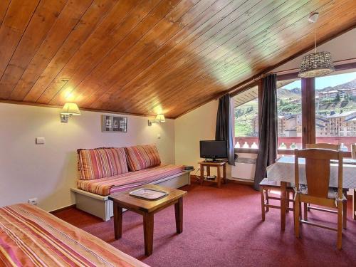 Appartement au pied des pistes avec balcon et cuisine équipée - FR-1-455-7