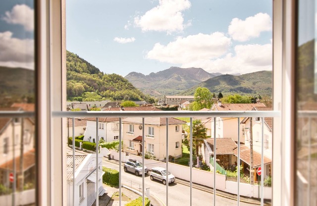 Appartement Avec vue sur la Montagne, Proche de la Gare