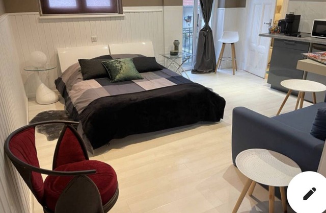 Appartement Cosy Quartier Parlement Orangerie à 5 mn du Centre Ville
