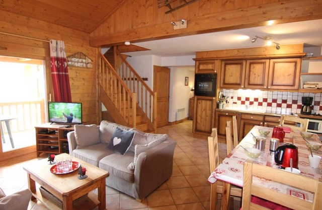 Appartement Duplex 4P avec Piscine Intérieure, 8 Pers, Balcons, Parking - Villard-sur-Doron - FR-1-594-183
