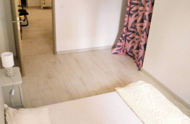 Appartement Spacieux Refait à Neuf, à 10 Minutes de Pézenas