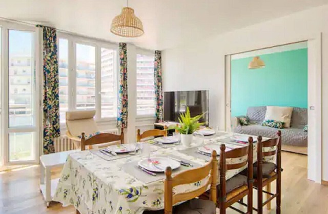Appartement Traversant Avec Balcons Plage des Catalans