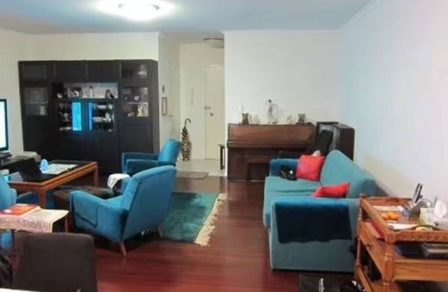 Appartment in Macquarie Gardens with tennis courts, gym, swimming Pool and sauna