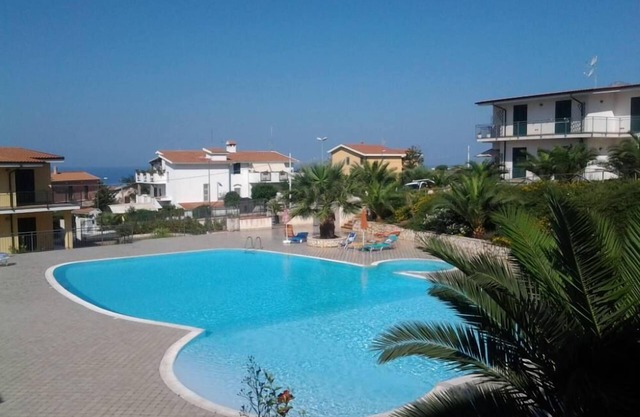 Appartment with communal swimming pool, perfect for couples