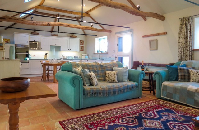 Appletree Cottage - sleeps 4 guests in 1 bedroom