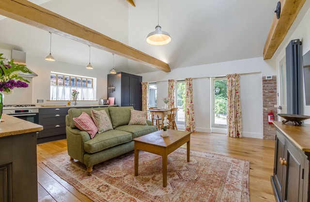 Appleyard - One Bedroom House, Sleeps 2