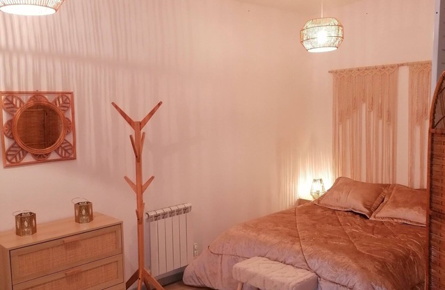 Appt L'oriental 50m2 Avec Terrasse et Parking Privé
