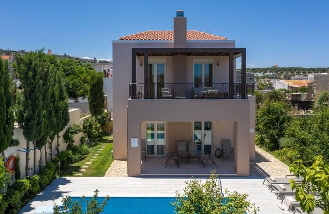 Aprhodite villa, Private Pool, Near Amenities