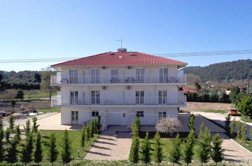 Aquarelle Rooms For Rent