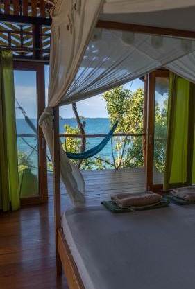 Araya Dive Resort Togean