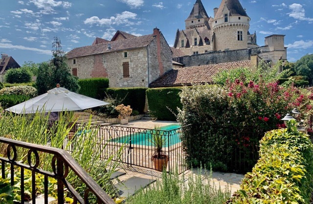 Arc en Ciel des Milandes - Fabulous two bedroomed, two bathroom cottage