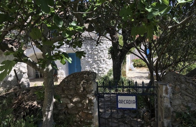 Arcadia, an idyllic, original, traditional farmhouse