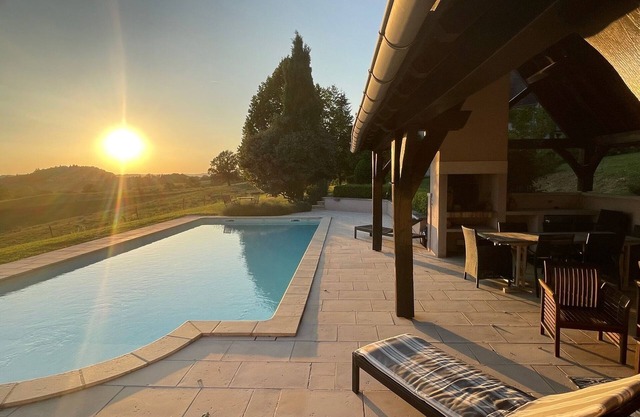Architect house at the foot of Castle Hautefort, exceptional view