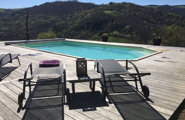 Architect house with swimming pool, panoramic view, beautiful expo