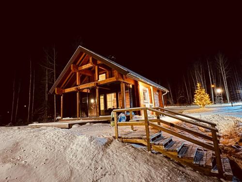 Arctic log house Hirvas