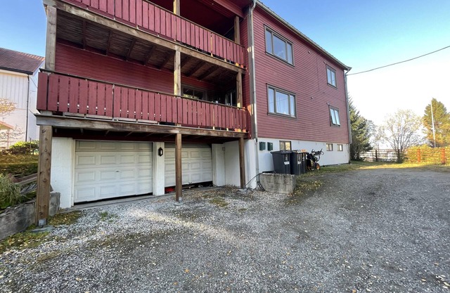 Arctic Paradise - 4 Bedroom Apartment in Tromso