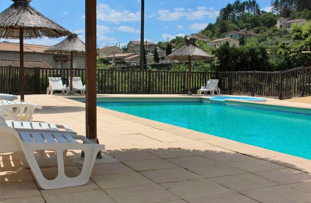 ARDECHE: MOBILE HOME RENTAL