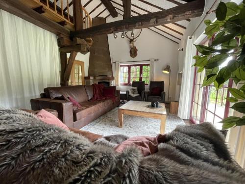 Ardennes villa with riverside garden and views, cleaning included
