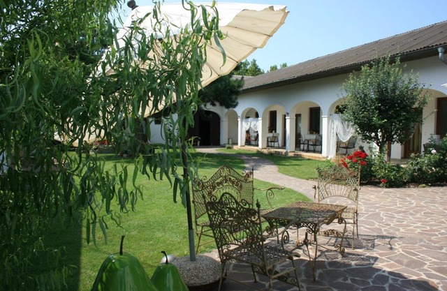 ARKADENHOF zur Puszta GRAF