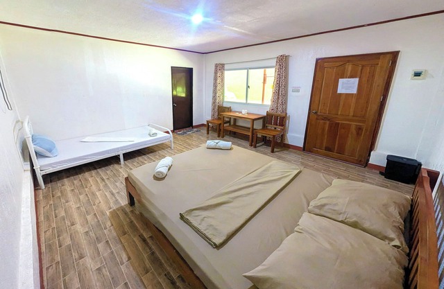 Aroma's Guest House