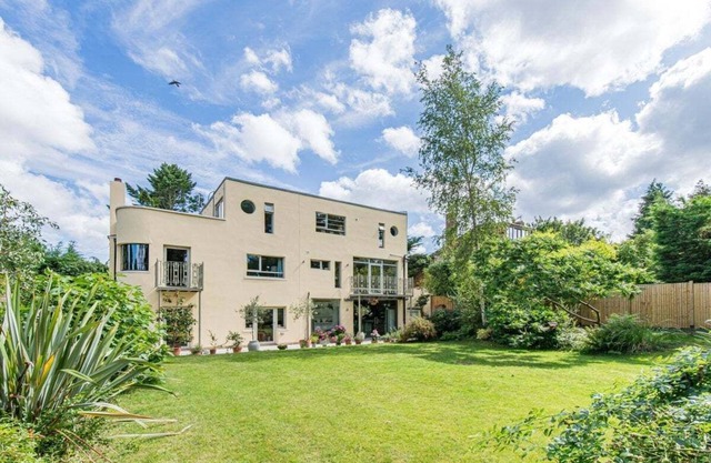 Art Décor Villa in Oxfordshire