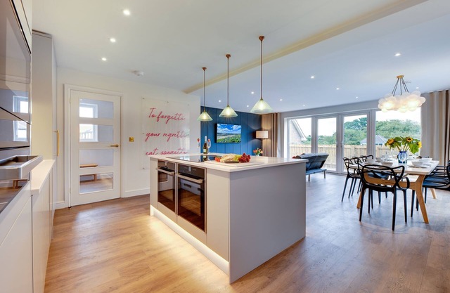 Art House Seahouses - sleeps 10 guests in 4 bedrooms