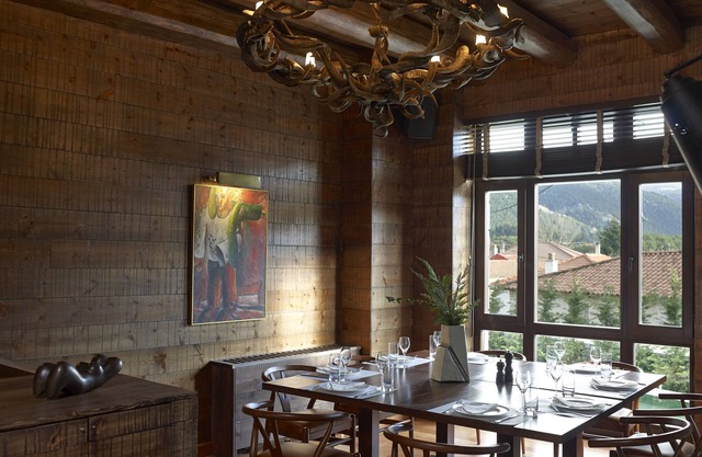 Art Mainalon Hotel