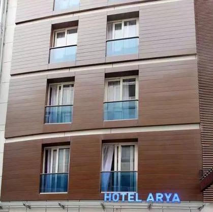 Arya Hotel