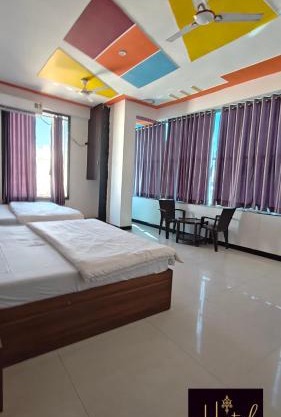 Ashirwad Hotel And Family Restaurant