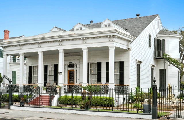 Ashton's Bed and Breakfast