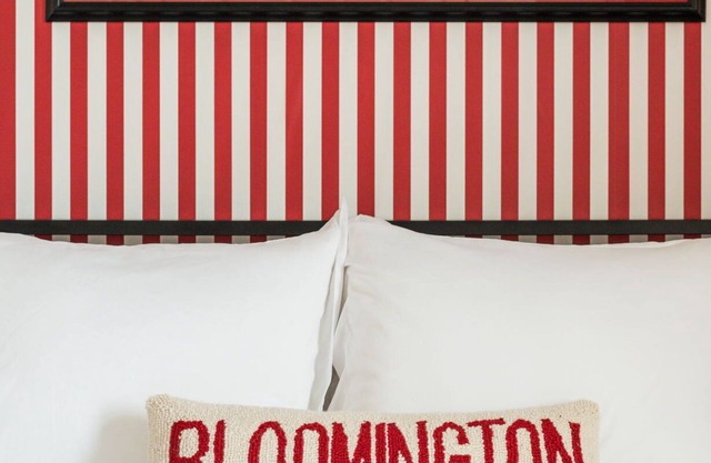 Assembly Hall Hideaway - Walk to Stadiums!