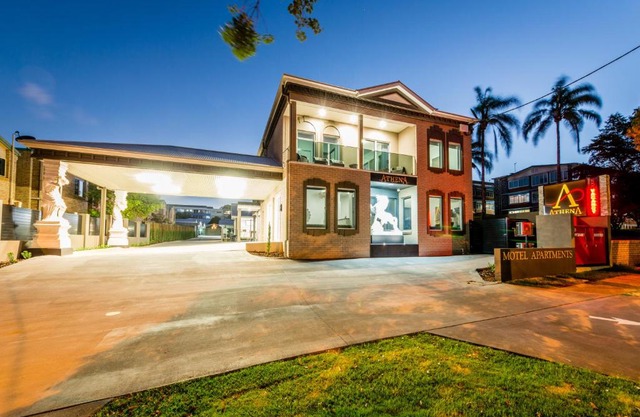 Athena Motel Apartments