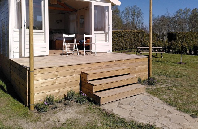 Atmospheric tiny house with private garden