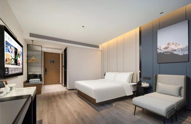 Atour Hotel Jiaxing Haiyan Economic Development Zone
