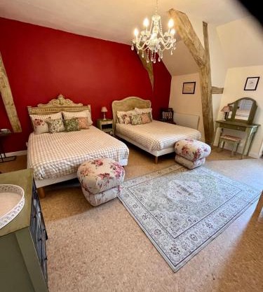 Attic Suite, Maison de Mags & Mags