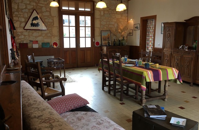 ATYPICAL AND UNUSUAL IN PERIGORD