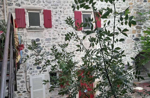Atypical house entirely renovated,