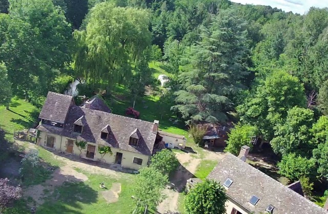 Au Bord du Bief du Moulin, une Chambre Calme, Accès et Salle de Bain Privative