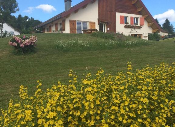 Au Charnet